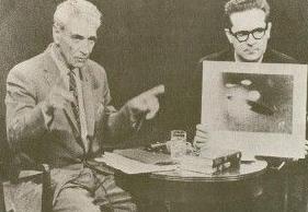 George Adamski urodził się w Polsce. W wieku 2 lat wyemigrował z rodzicami do Nowego Jorku.